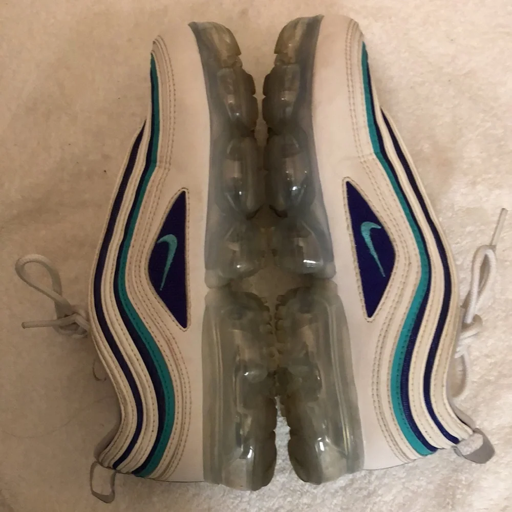 NIKE AIR VAPORMAX 97 GS WHITE INDIGO BURST RUNNING SNEAKERS MENS-BOYS SIZE 5.5Y